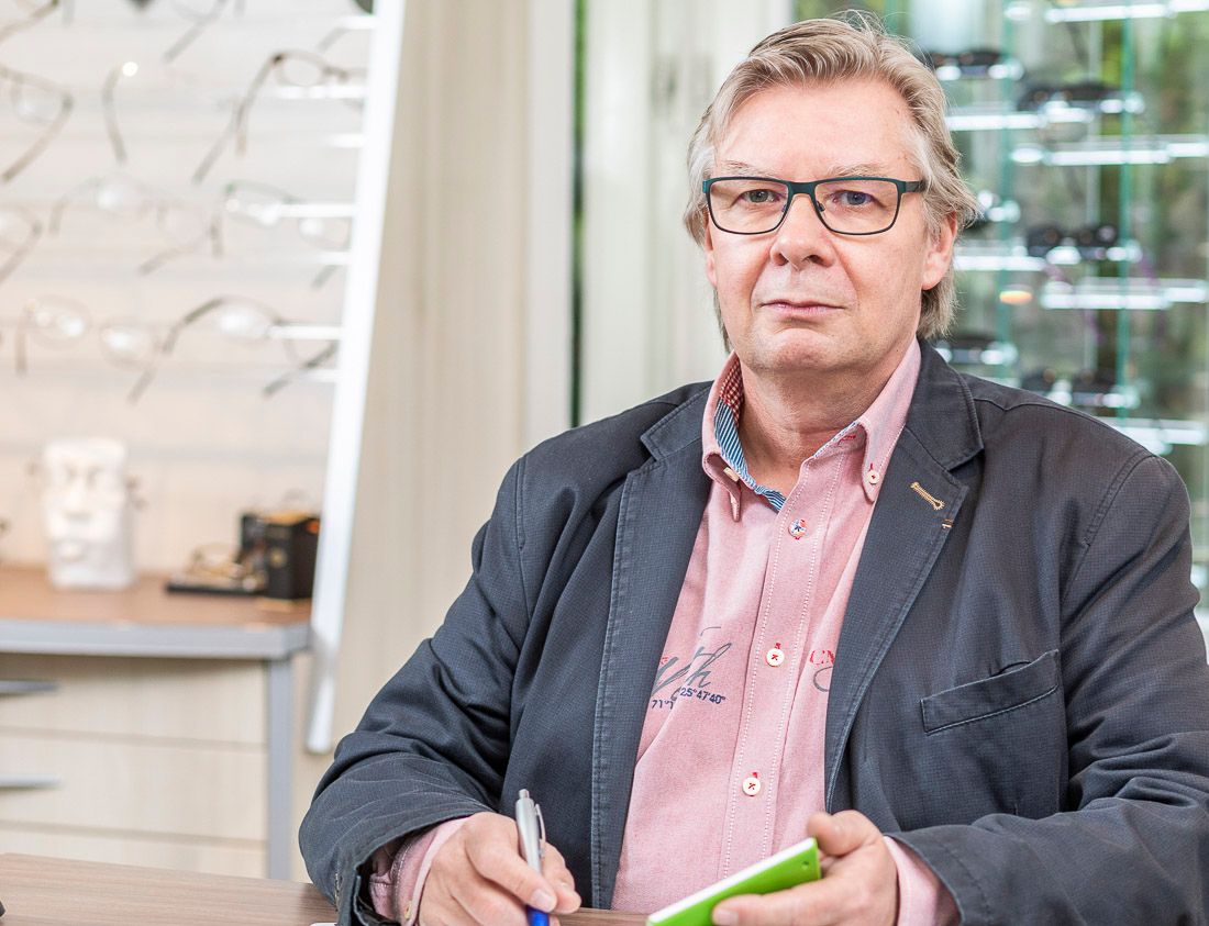 Michael Busch von Brillen BuBe - Ihrem Augenoptiker in Bad Bramstedt & Henstedt-Ulzburg
